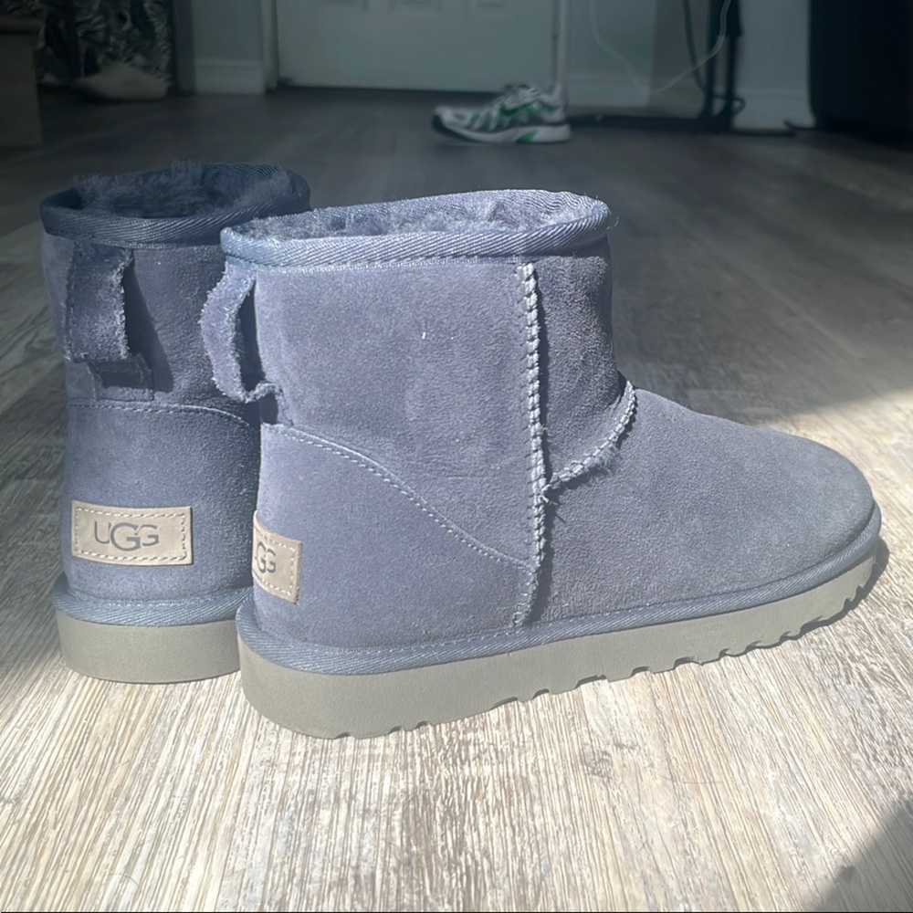 Ugg classic mini II boot